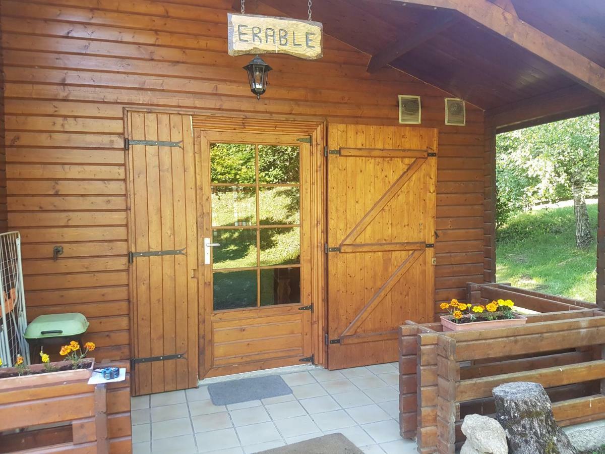 Les Chalets De Montorgueil Saurat Екстериор снимка