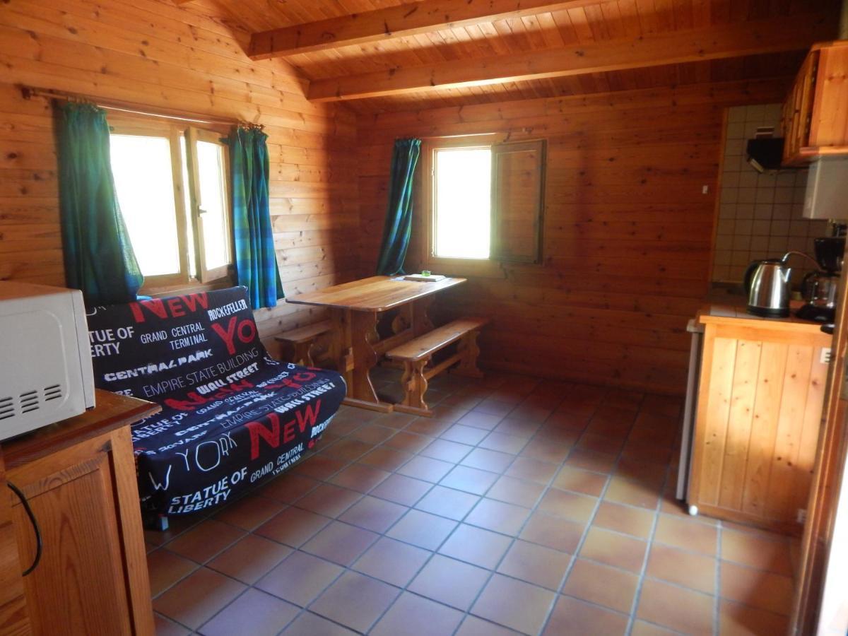 Les Chalets De Montorgueil Saurat Екстериор снимка